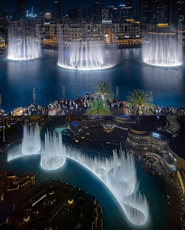 The Dubai fountain