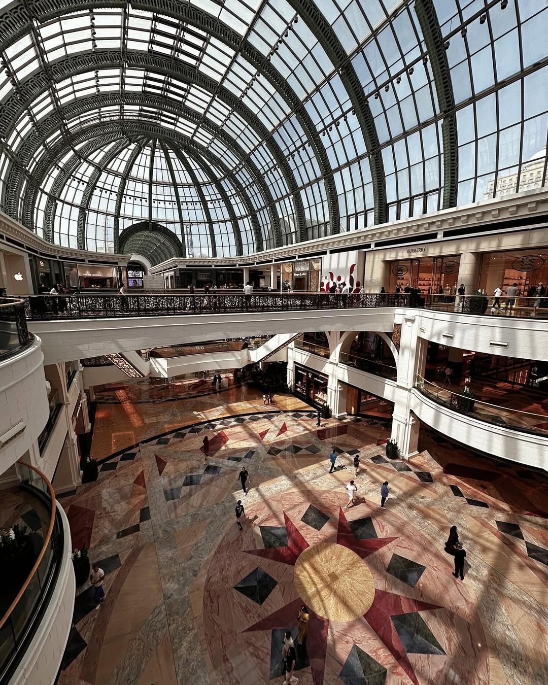 mall of the emirates